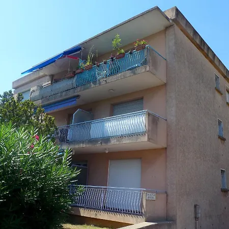 Santa Clara Apartment *